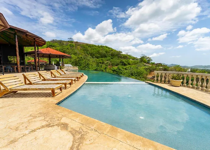 Dos Rios #70- 6 Bedroom On 12 Acre Сasa de vacaciones Brasilito
