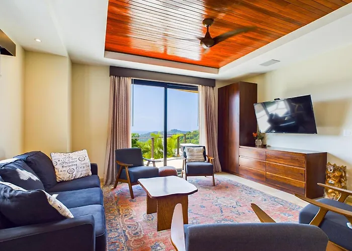 Dos Rios #70- 6 Bedroom On 12 Acre Brasilito
