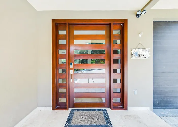 Dos Rios #70- 6 Bedroom On 12 Acre *