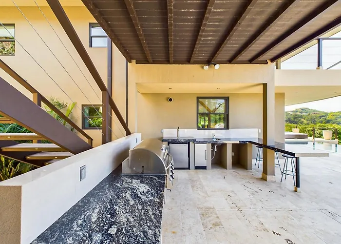 Dos Rios #70- 6 Bedroom On 12 Acre *