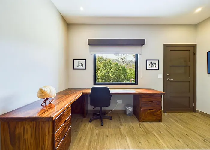 Dos Rios #70- 6 Bedroom On 12 Acre * Brasilito